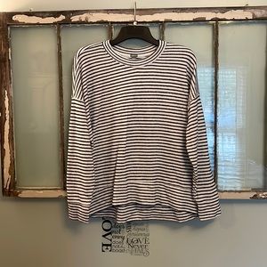 AERIE SWEATSHIRT